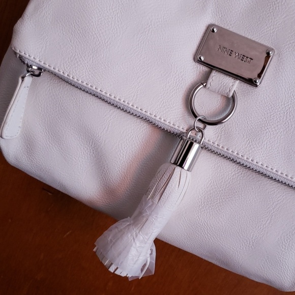 Bag - Picture 2 of 9